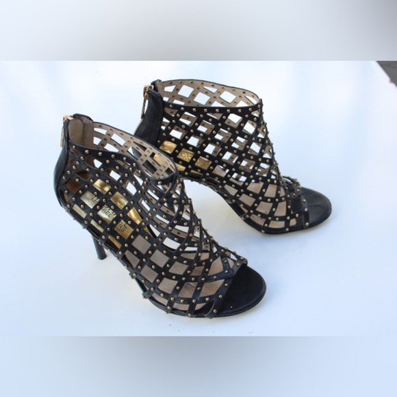 Michael Kors cutout booties - Picture 11 of 11